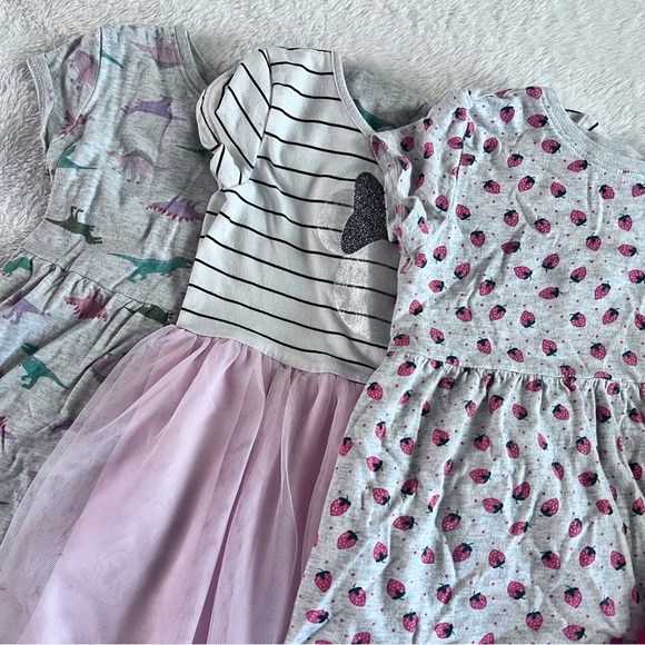 5 girls dresses 1 short overalls size 5T - Picture 2 of 5